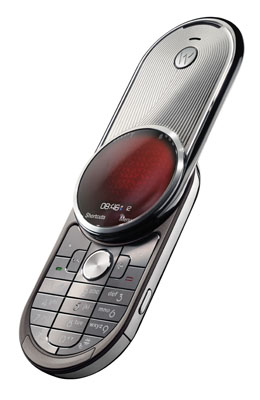 Illustration for article titled Motorola Aura: The Phone that Thinks It's a Watch